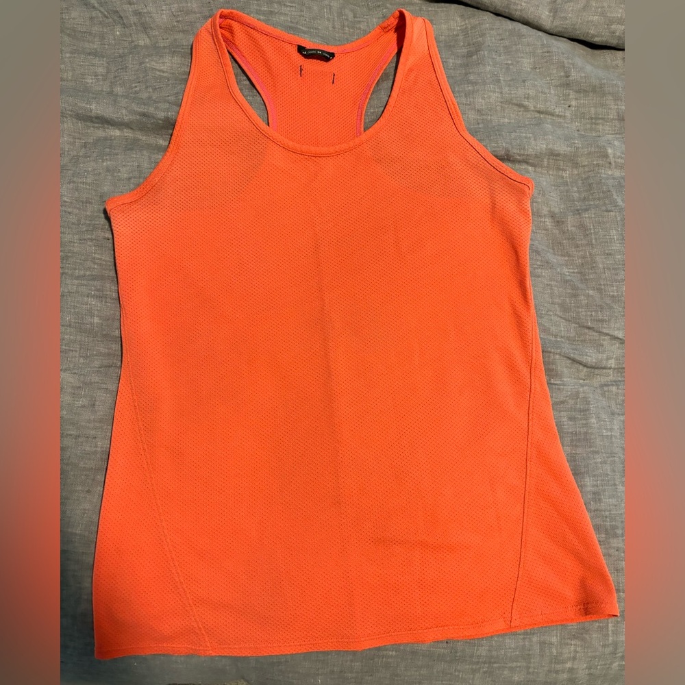 Oiselle Flyout Tank